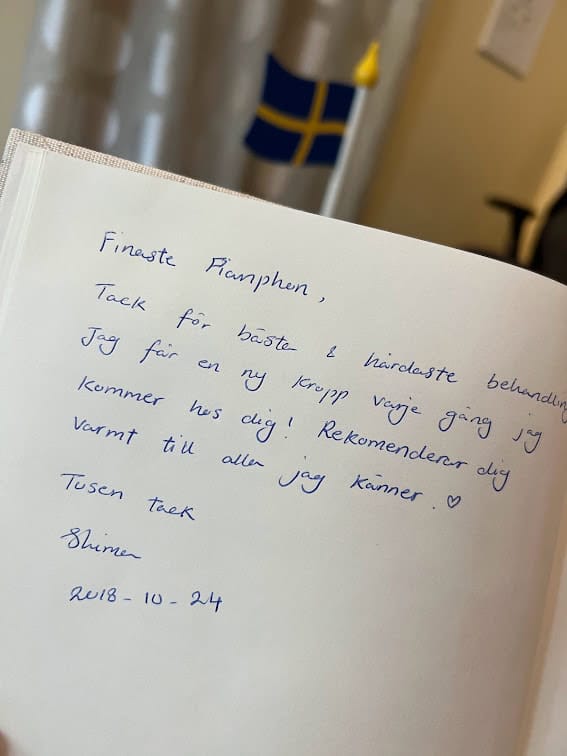 Vi erbjuder thaimassage, traditionell thailändsk massage, fotmassage och ryggmassage. Lokalen ligger på Hyllie Kyrkoväg 55 B, Limhamn.